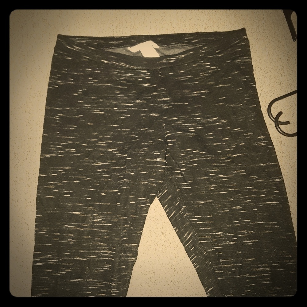 Lauren conrad gray and white leggings